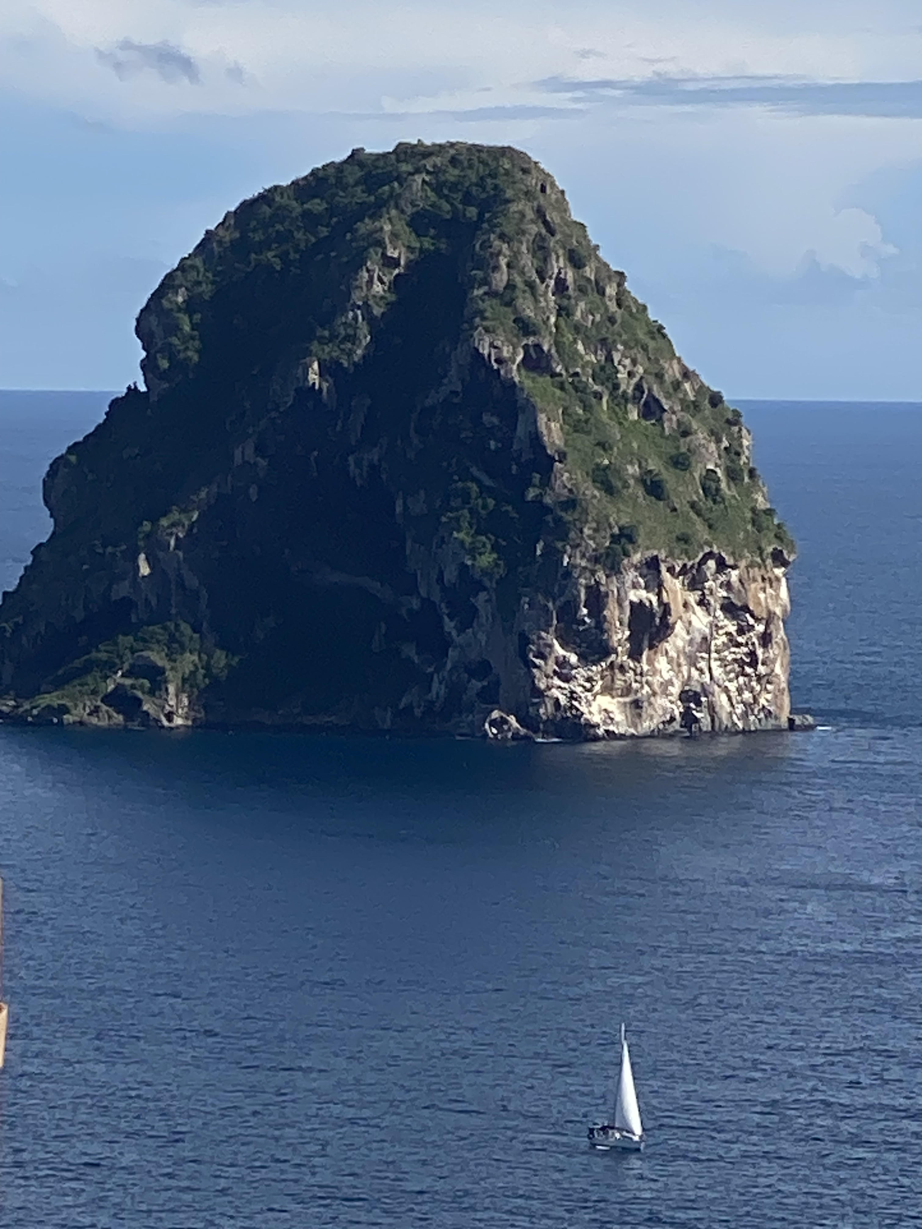 La Martinique, l’île aux fleurs qui inspire PASYON MATINIK